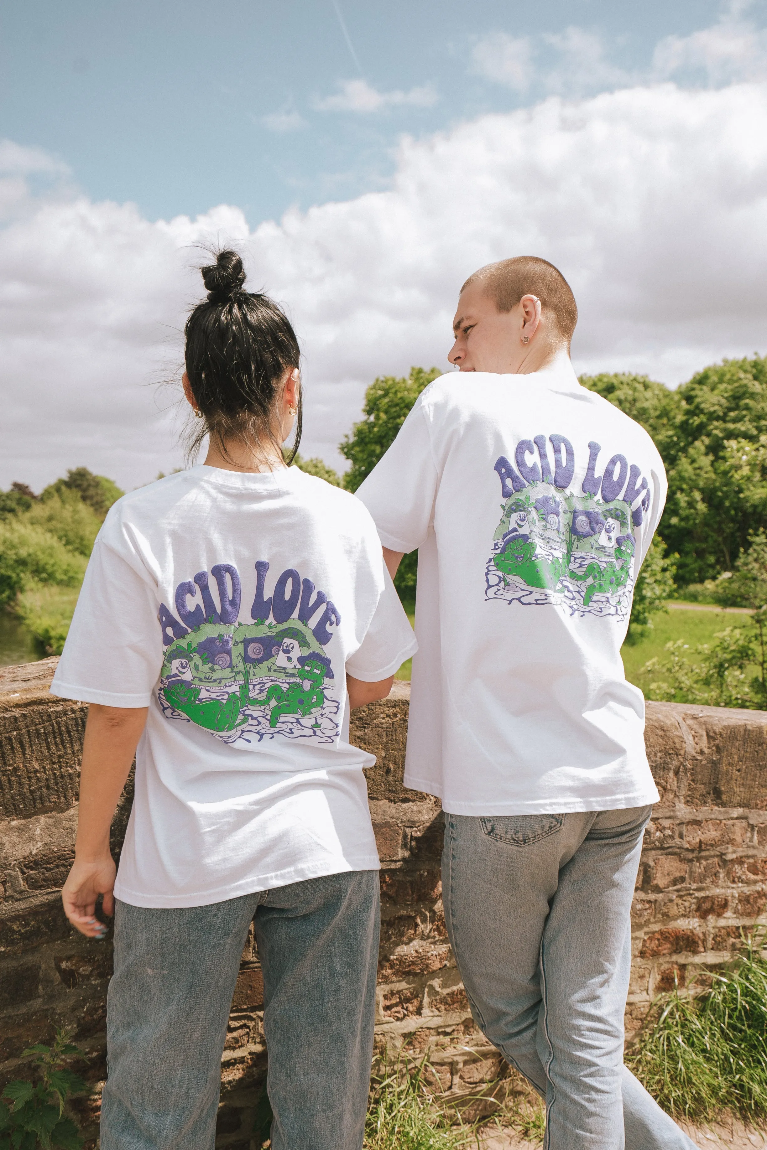 ACID LOVE 0.06 'Journey' Tee - White