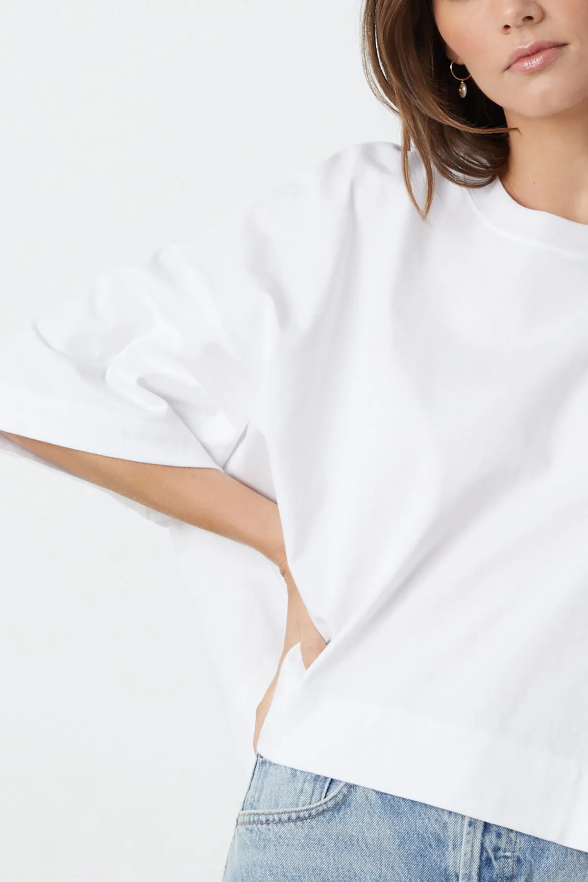 AIMEE OVERSIZED CROPPED TEE