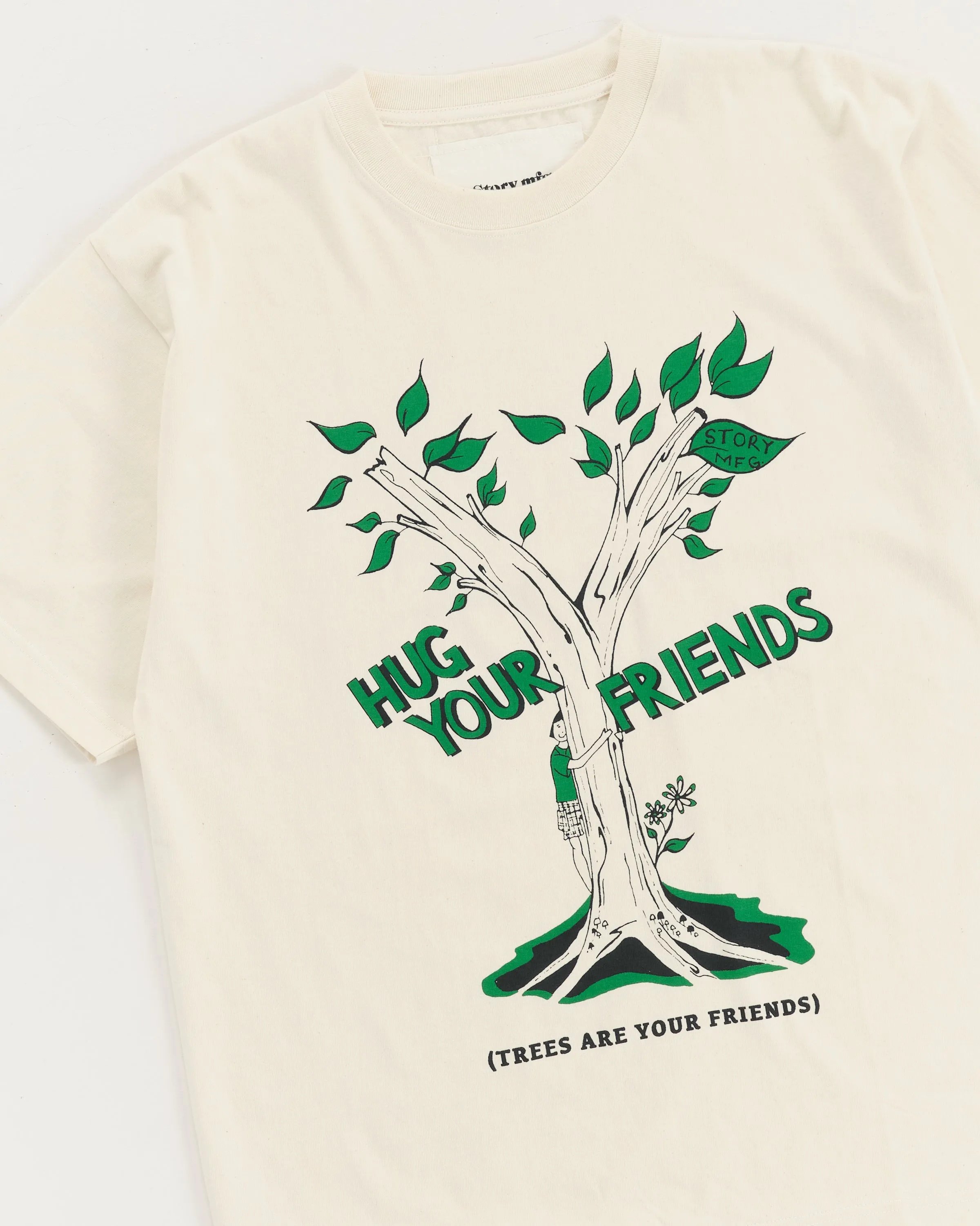 Grateful Tee SS - Hug Your Friends