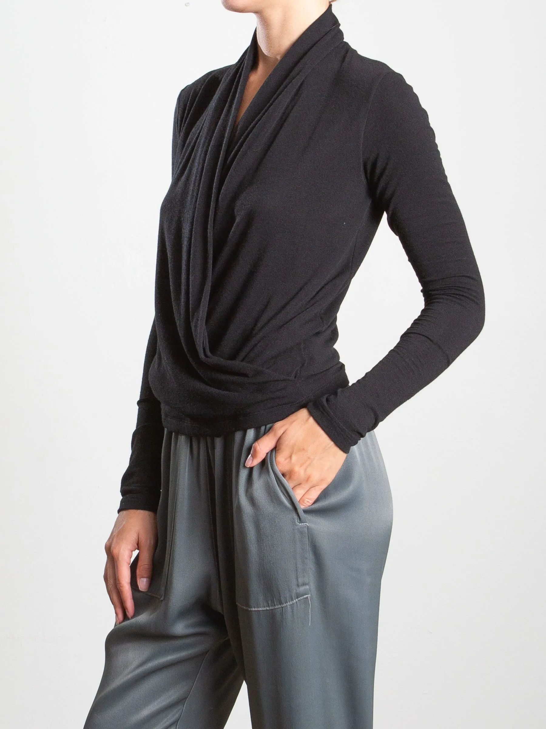 Lana Wrap Top in Cashmere Jersey - Black