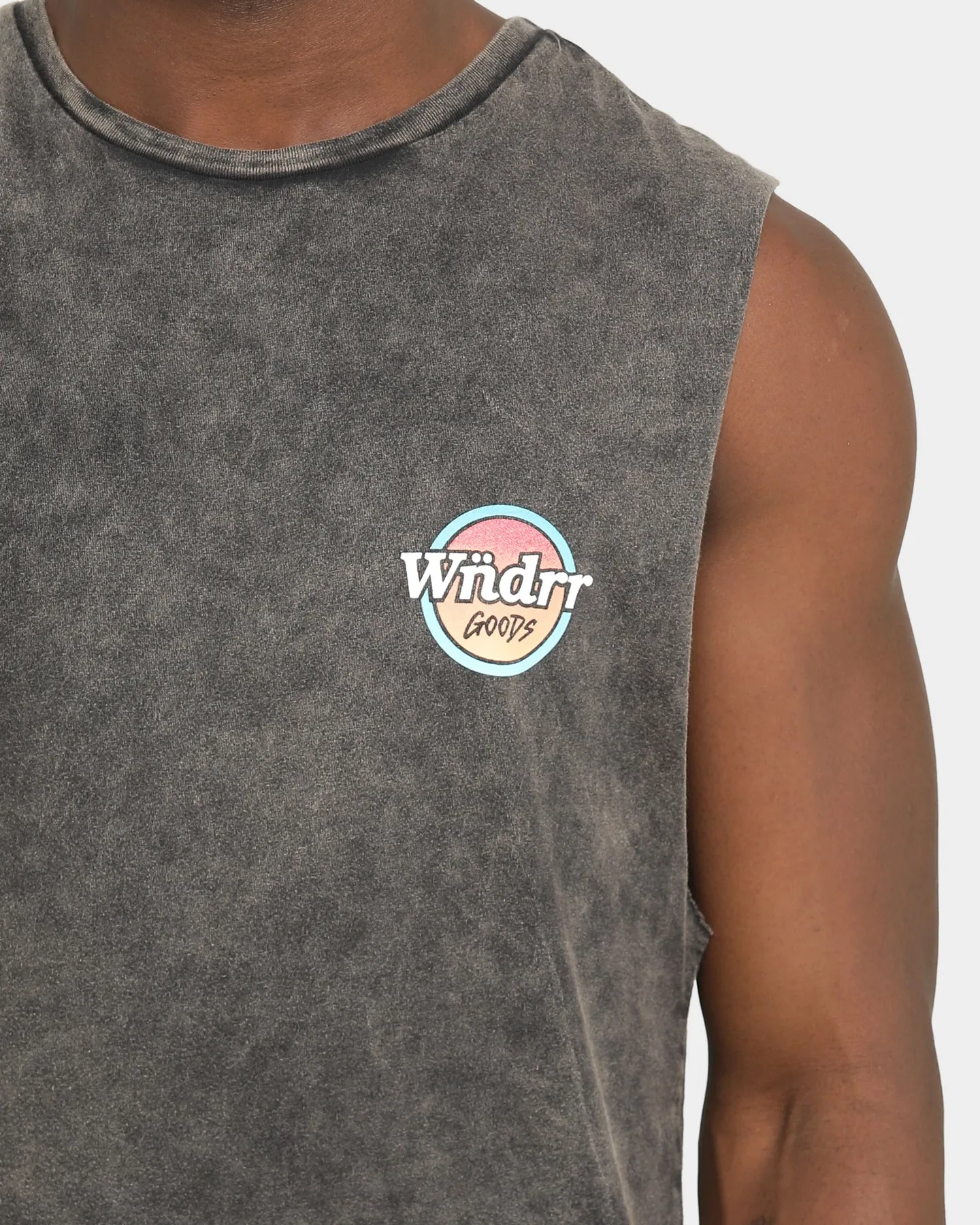 WNDRR Heat Muscle Top Washed Black