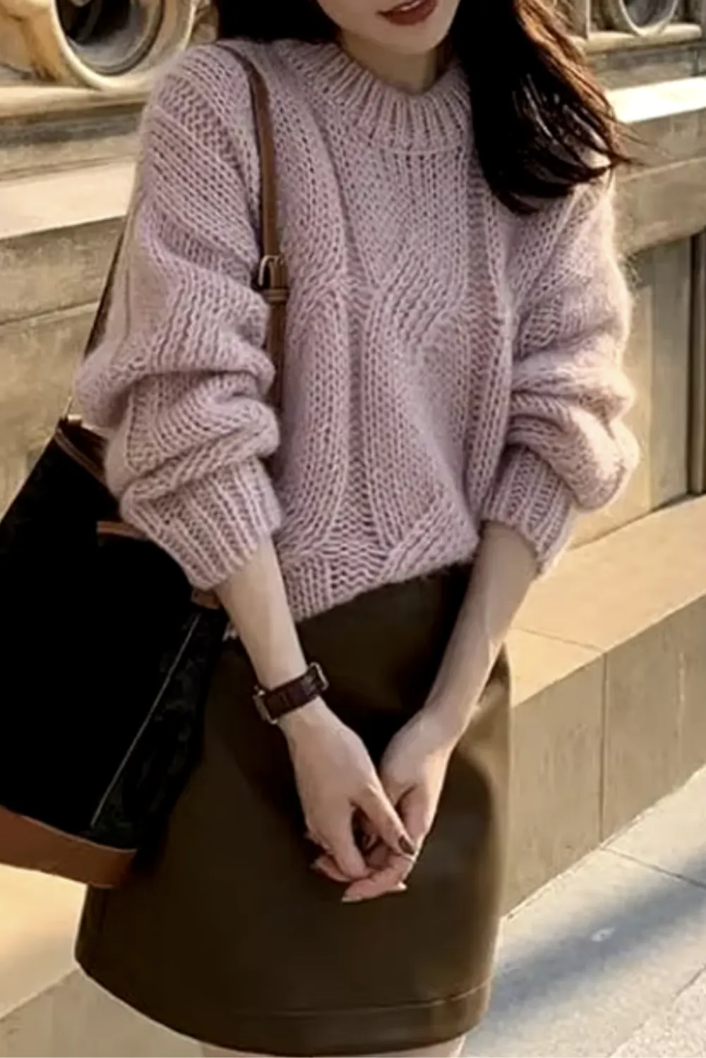 Womens Cozy Loose-Knit Pullover Sweater